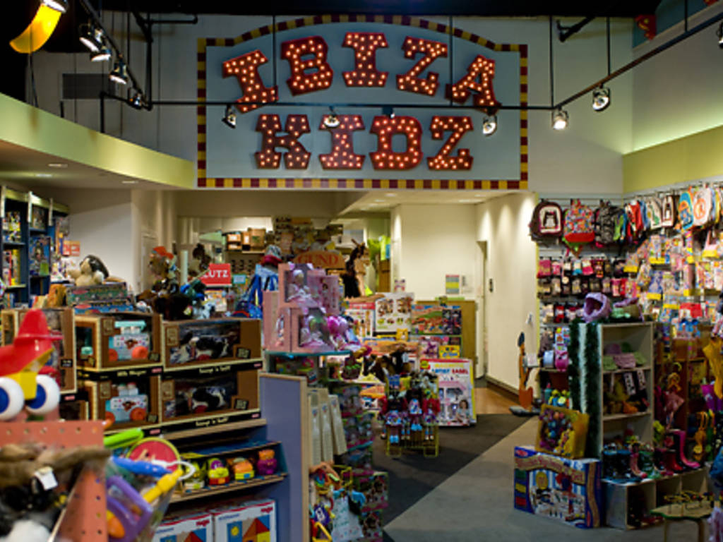 Best Kids' Shoe Stores To Hit on Your Next Shopping Spree