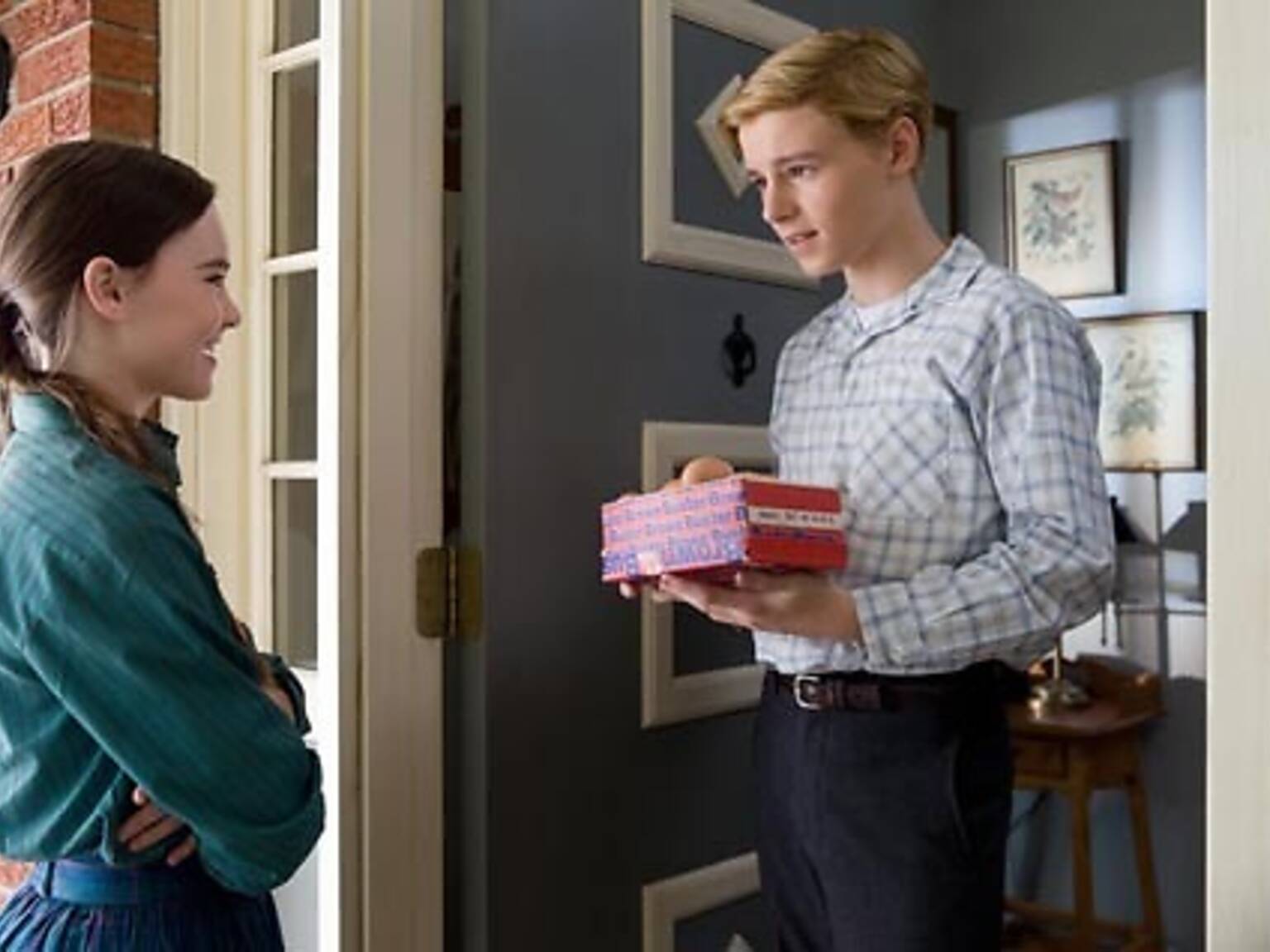 Madeline Carroll and Callan McAuliffe from Flipped