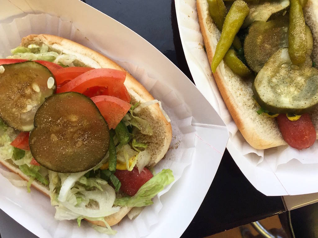 16 Best Restaurants Near Wrigley Field