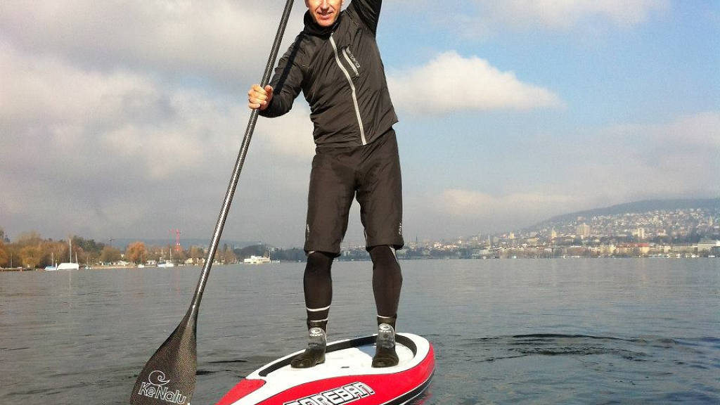Standup paddling on Lake Zurich (SUP) Things to do in Kreis 2