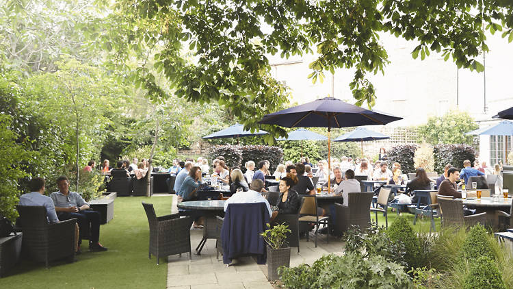 Exterior shot of The Canonbury pub in Islington