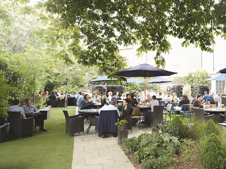 Exterior shot of The Canonbury pub in Islington