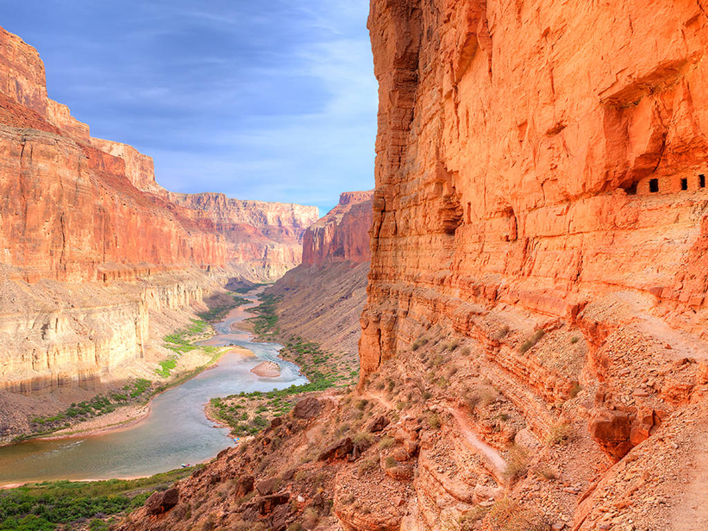 13 Best Places to Hike in the US for a Scenic Trek