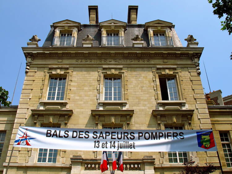 Bal des pompiers (©Flickr/CreativeCommons)