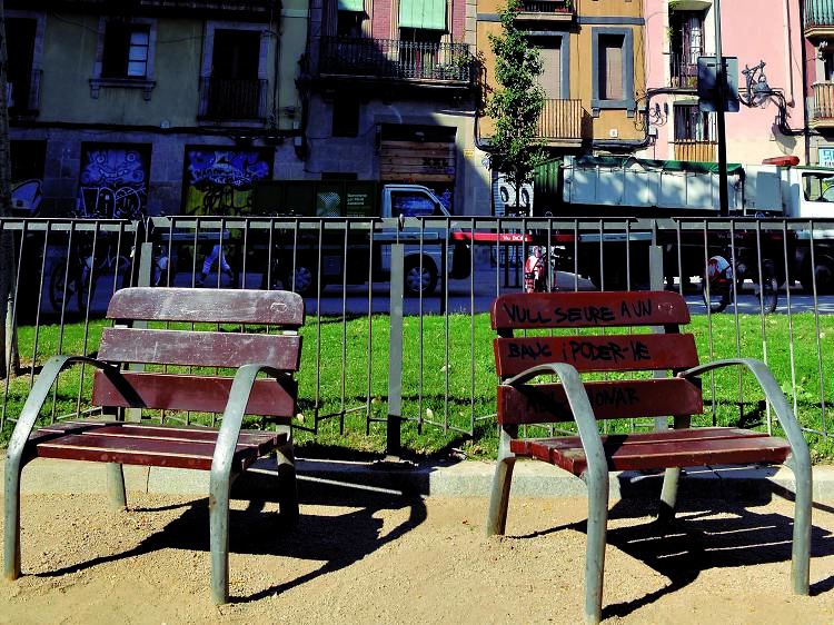 Sillas para parejas en crisis