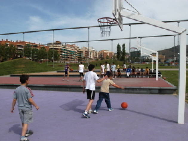 parc de la Solidaritat d'Esplugues parc de la Solidaritat d'Esplugues