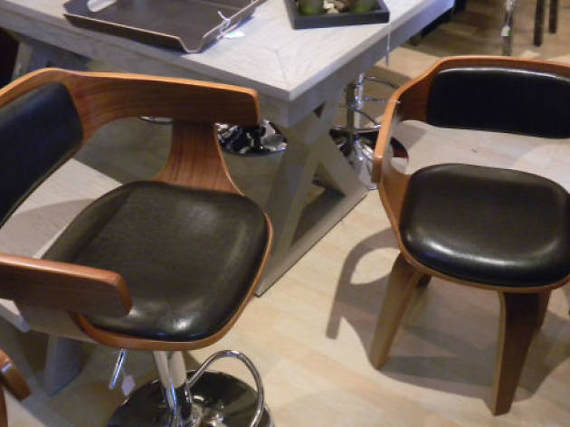 A + C soluciones muebles Sillas vintage de diseño en A + C soluciones muebles.