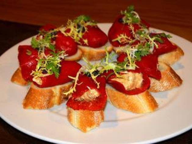 Tapas Evening Walking Tour of Barcelona Tapas Evening Walking Tour of Barcelona