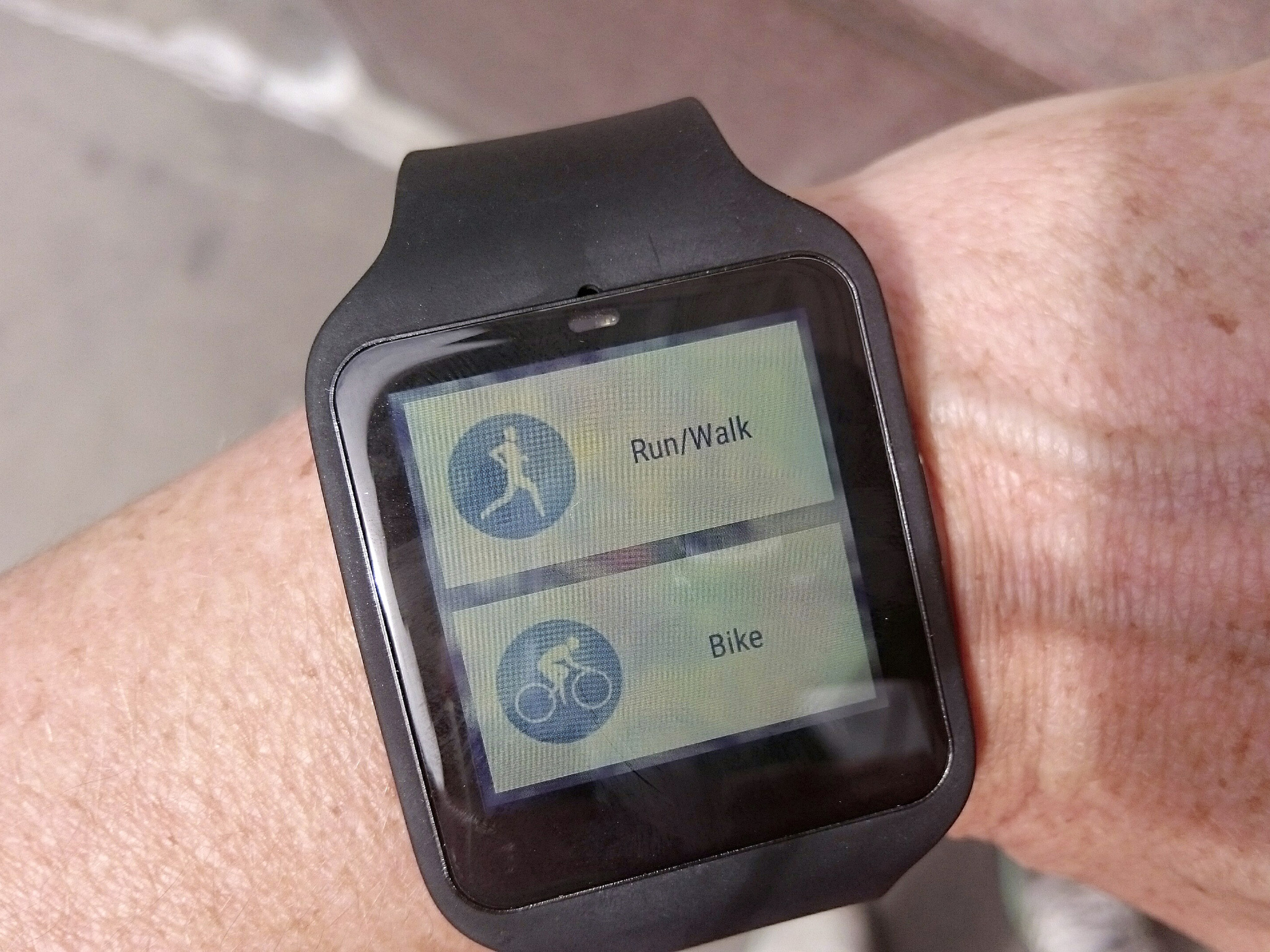z3 smartwatch review