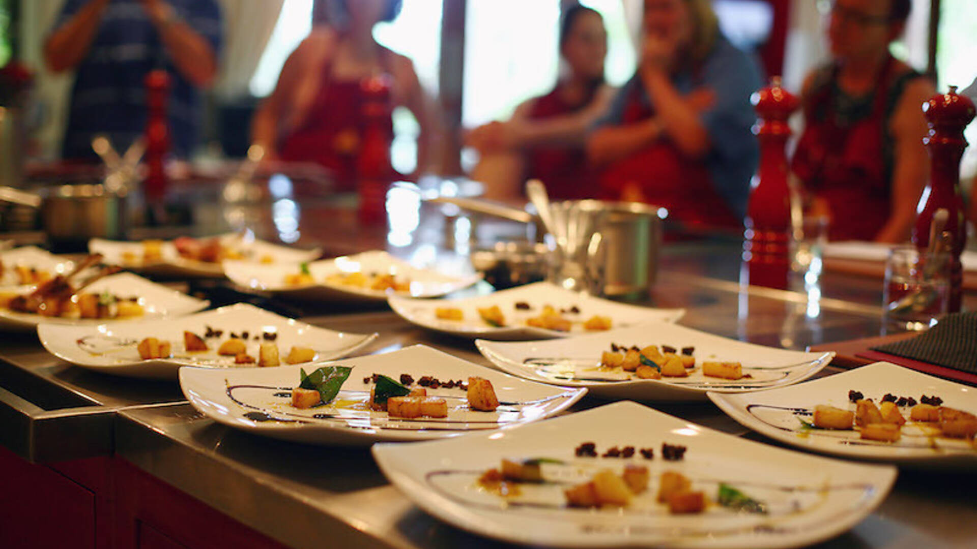 6 Great Classes In Chicago To Hone Your Culinary Skills