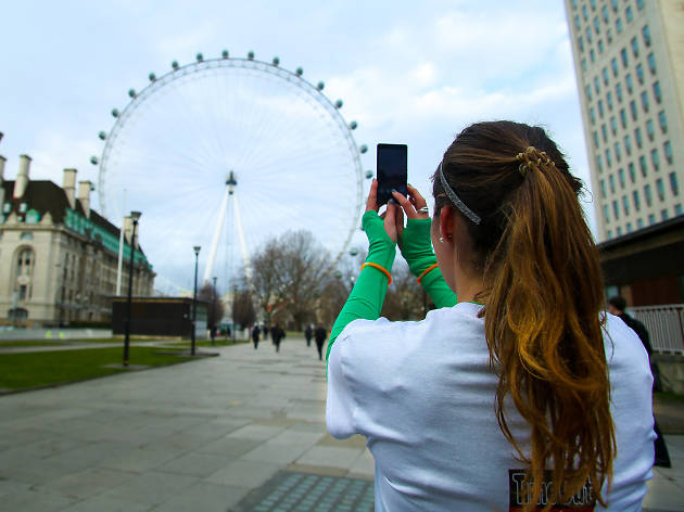 commercial sony xperia competition Win with Xperia Z3 from Sony