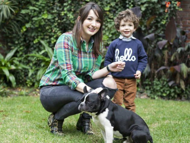 Ileana Rodríguez Reclu Ileana Rodríguez, Reclu, con su hijo Sebastián y su perro.