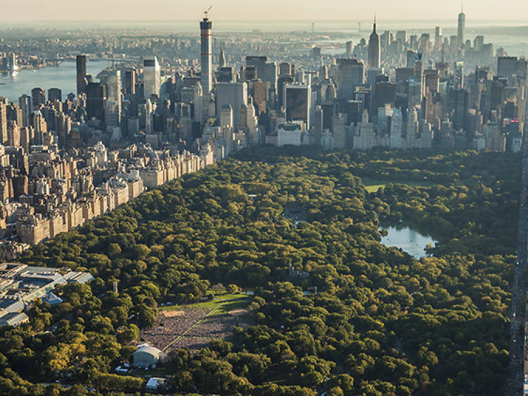 Be dazzled by these aerial photos of New York in the summer