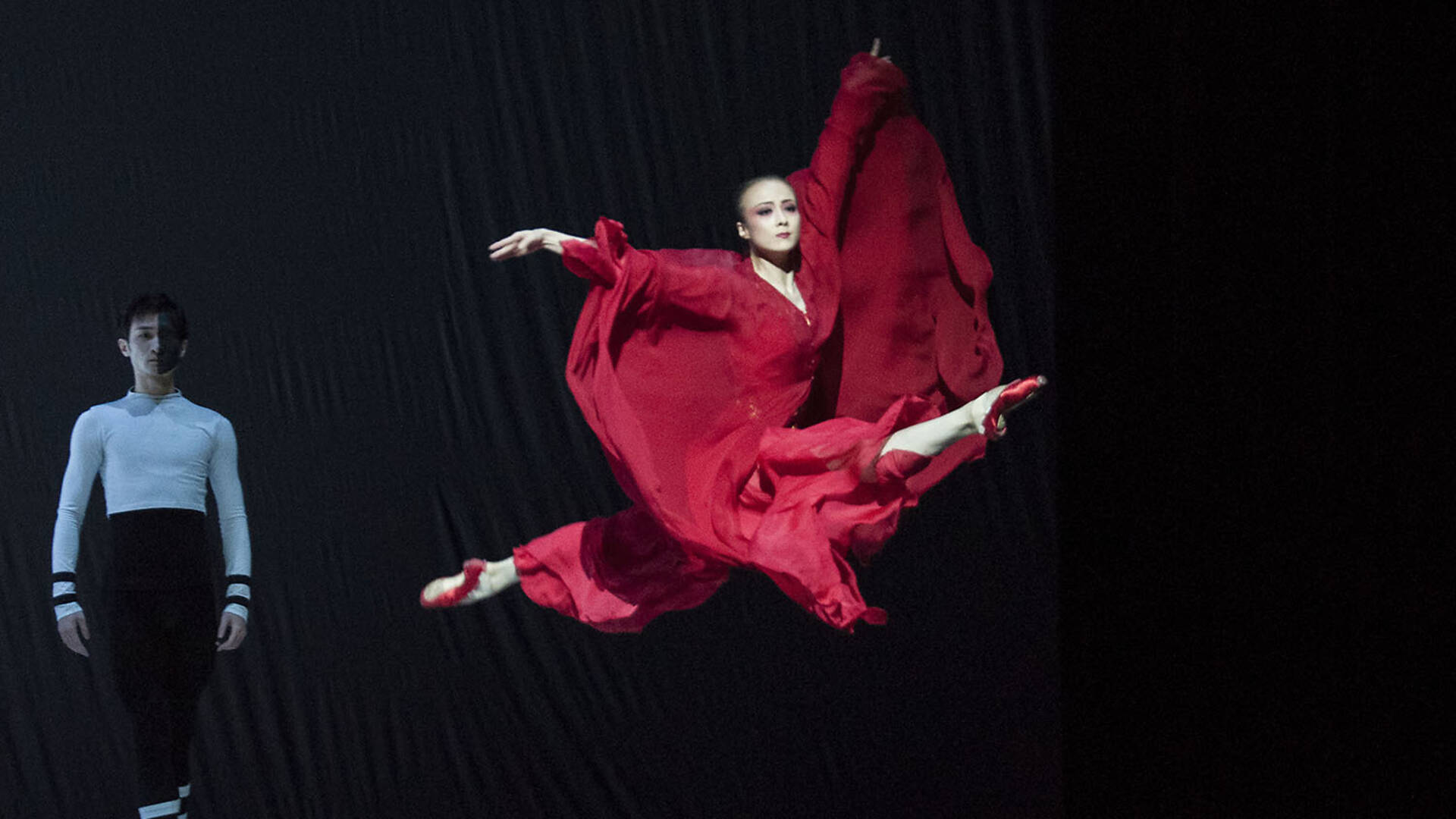 Beautiful Photos Of The National Ballet Of China’s The Peony Pavilion