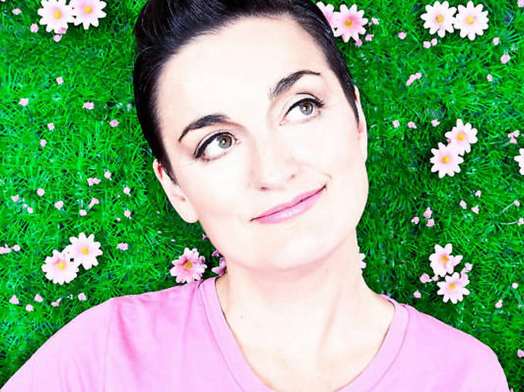 Zoe Lyons