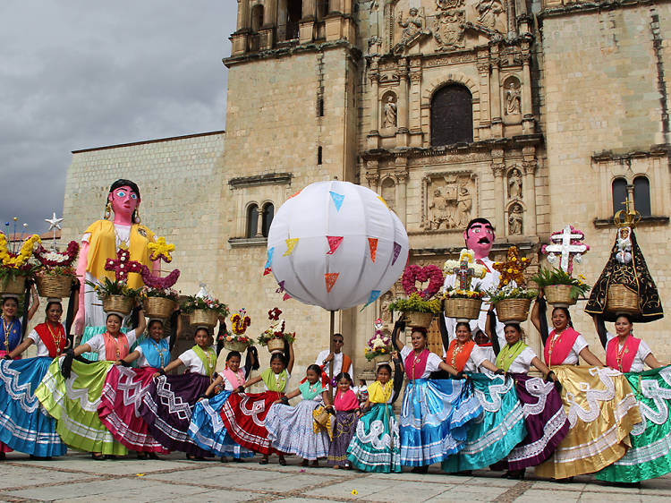 Las bailarinas de la Guelaguetza de Oaxaca. 