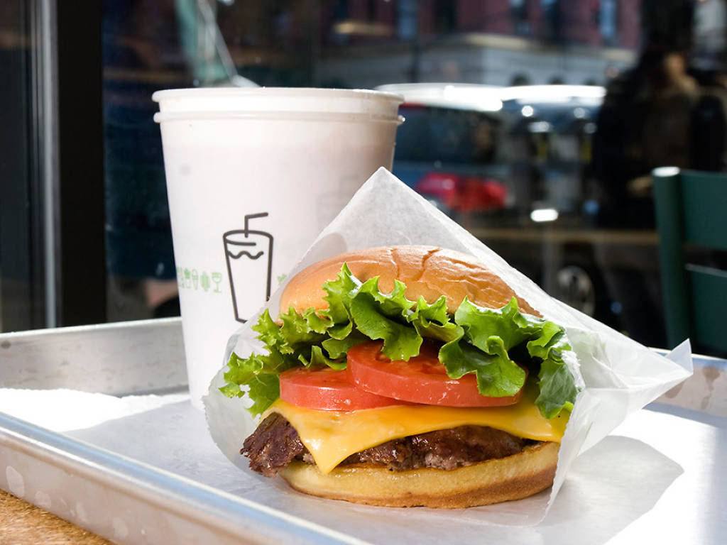 14 Best Fast Food Restaurants in NYC to Try Now