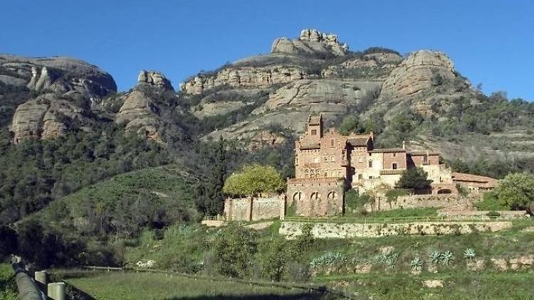 Hiking in the heart of Catalonia