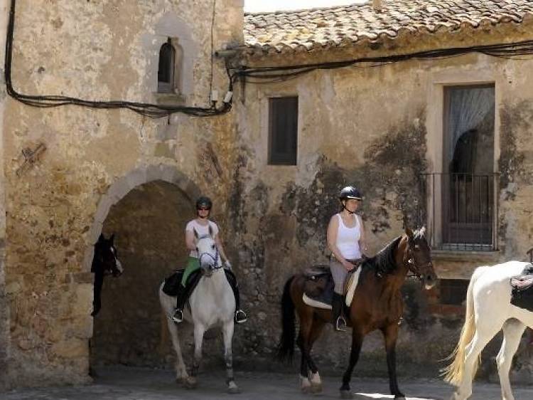 Discover the Costa Brava on horseback