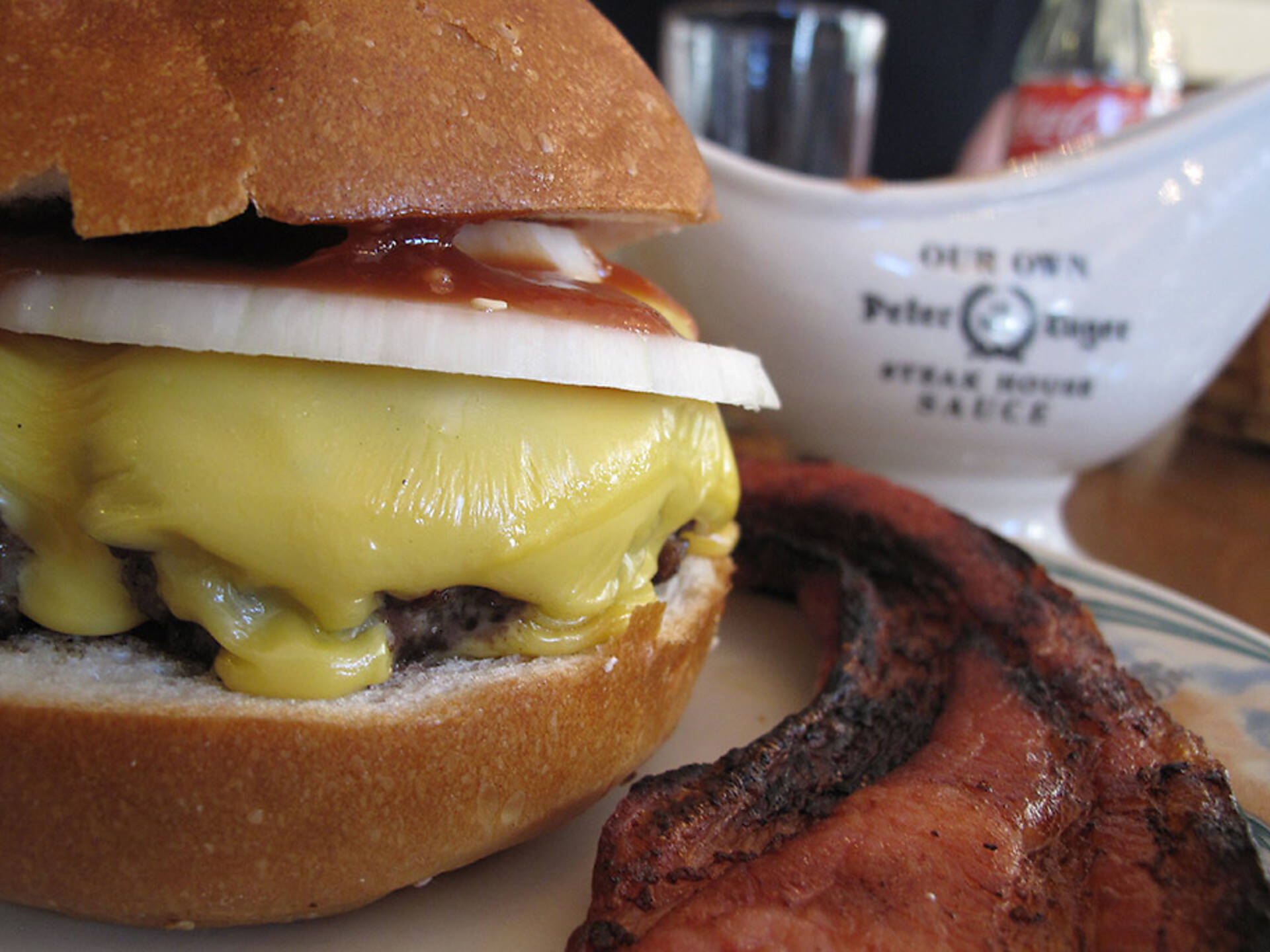 The 15 Best Burgers In NYC