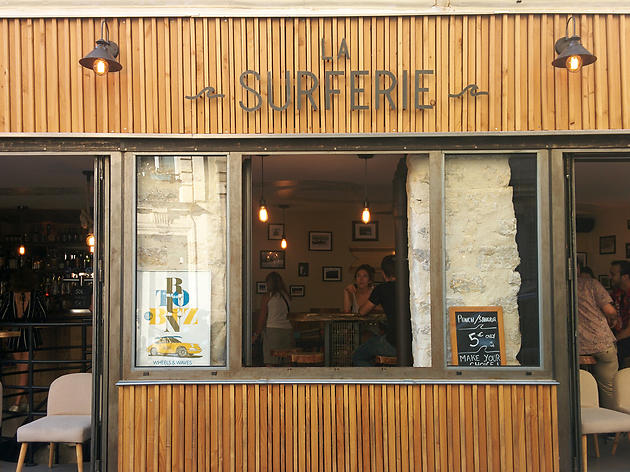 La Surferie Bars And Pubs In Folie Mericourt Paris