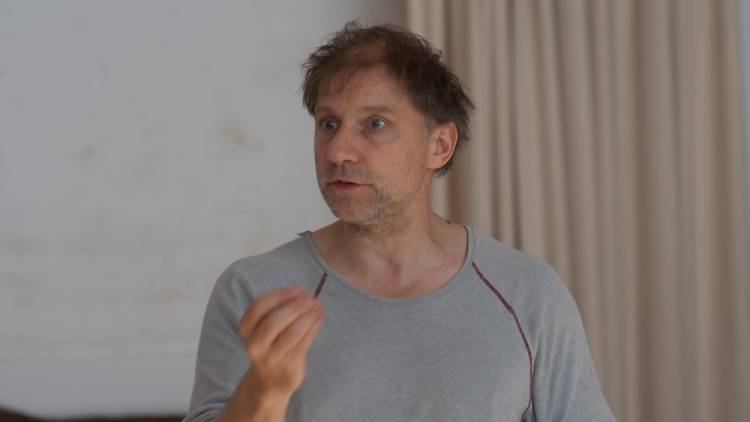 Simon McBurney