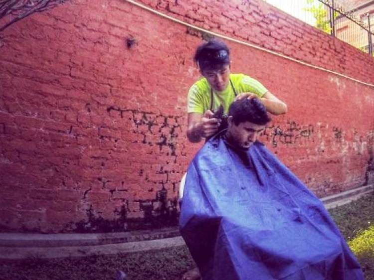 Get a haircut in a Geylang backalley