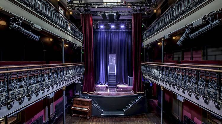 Hoxton Hall (© Rob Greig )