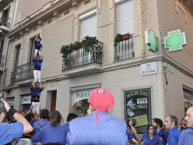 Festa Major de Gràcia, Baixada del Pilar Caminat dels Castellers de la Vila de Gràcia Festa Major de Gràcia, Baixada del Pilar Caminat dels Castellers de la Vila de Gràcia
