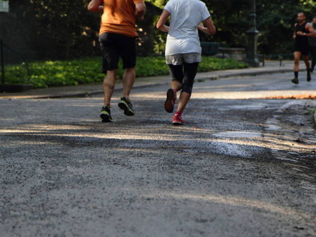 Photos : un footing aux Buttes Chaumont Photos : un footing aux Buttes Chaumont
