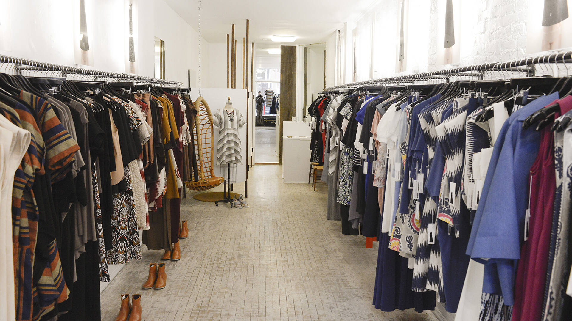 Best clothing boutiques in NYC for accessories and new outfits