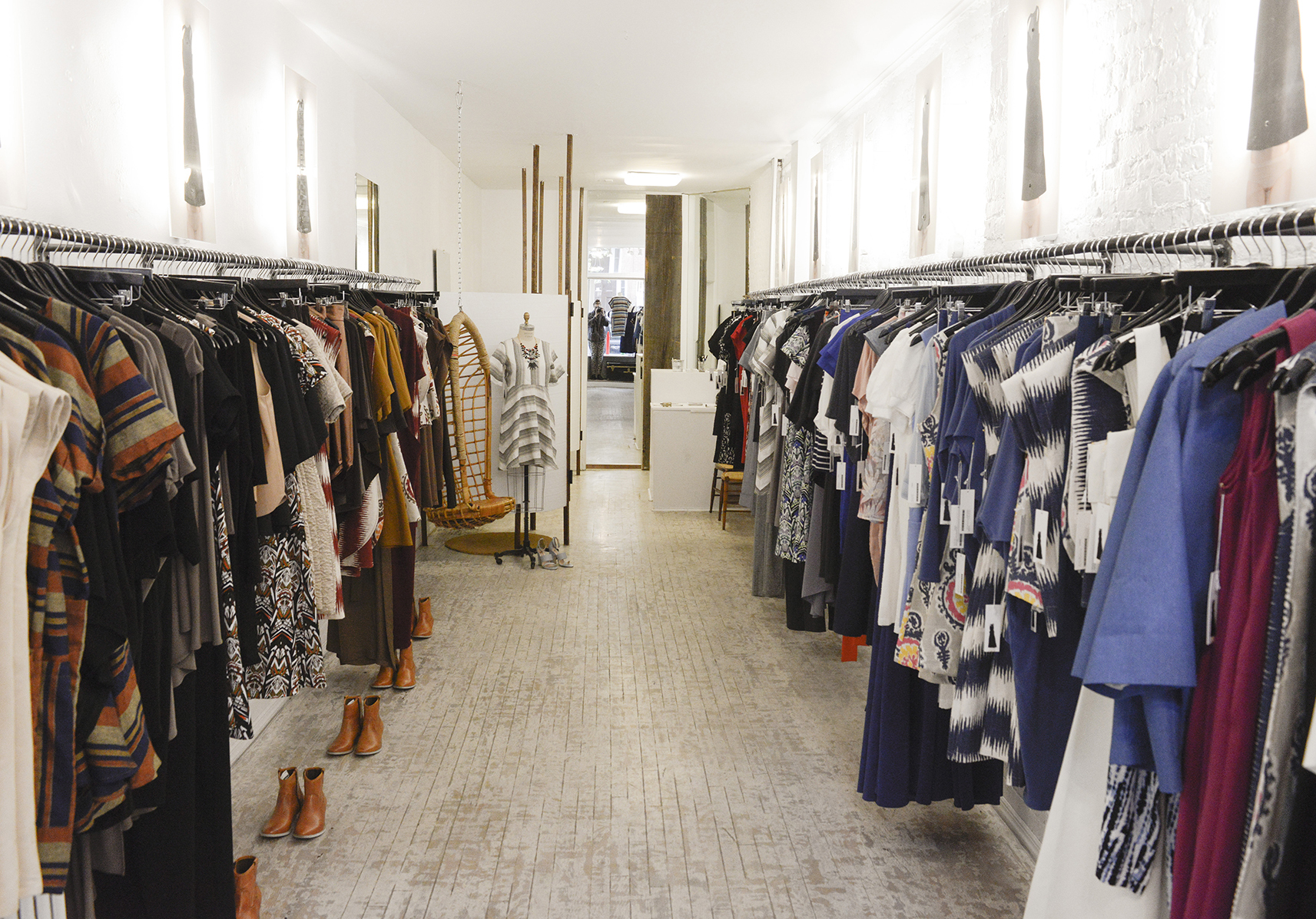Best clothing boutiques in NYC for accessories and new outfits
