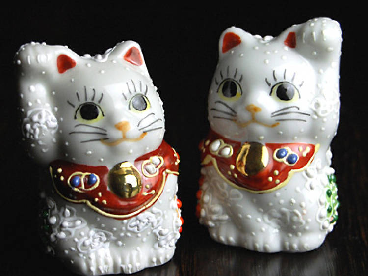 From Ishikawa: Wazahonpo maneki neko