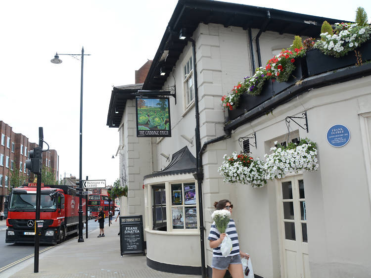 Rugby pubs in London