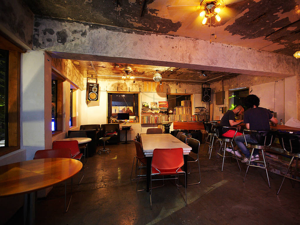 Seoul’s 15 Best bars to drink alone in