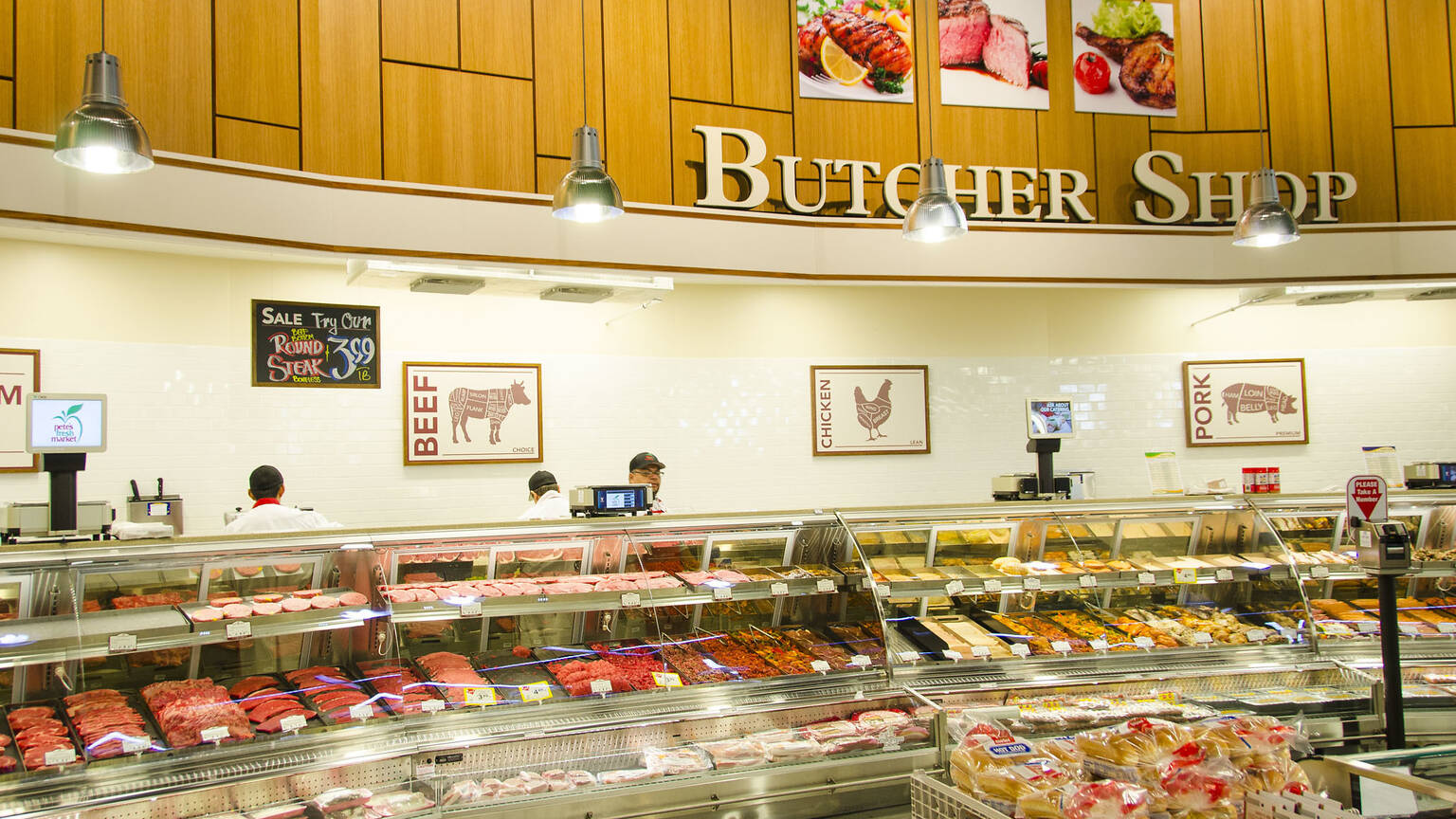 Pete's Fresh Market Shopping in United Center, Chicago