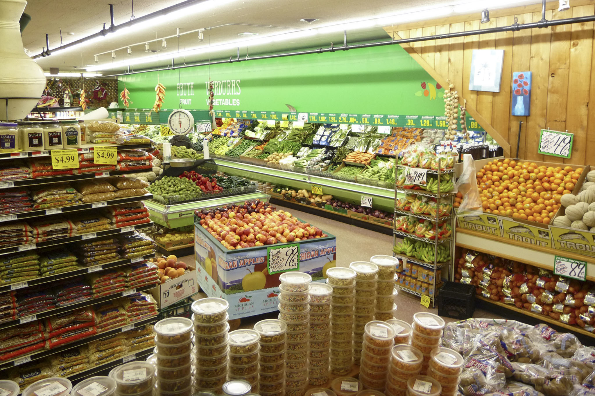 The best grocery stores in Chicago for produce, meat and more