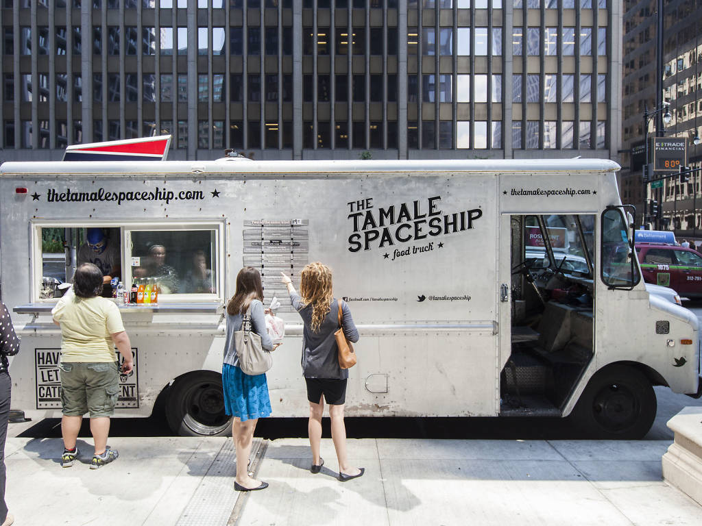 18 Best Chicago Food Trucks for Pizza, Tacos and More