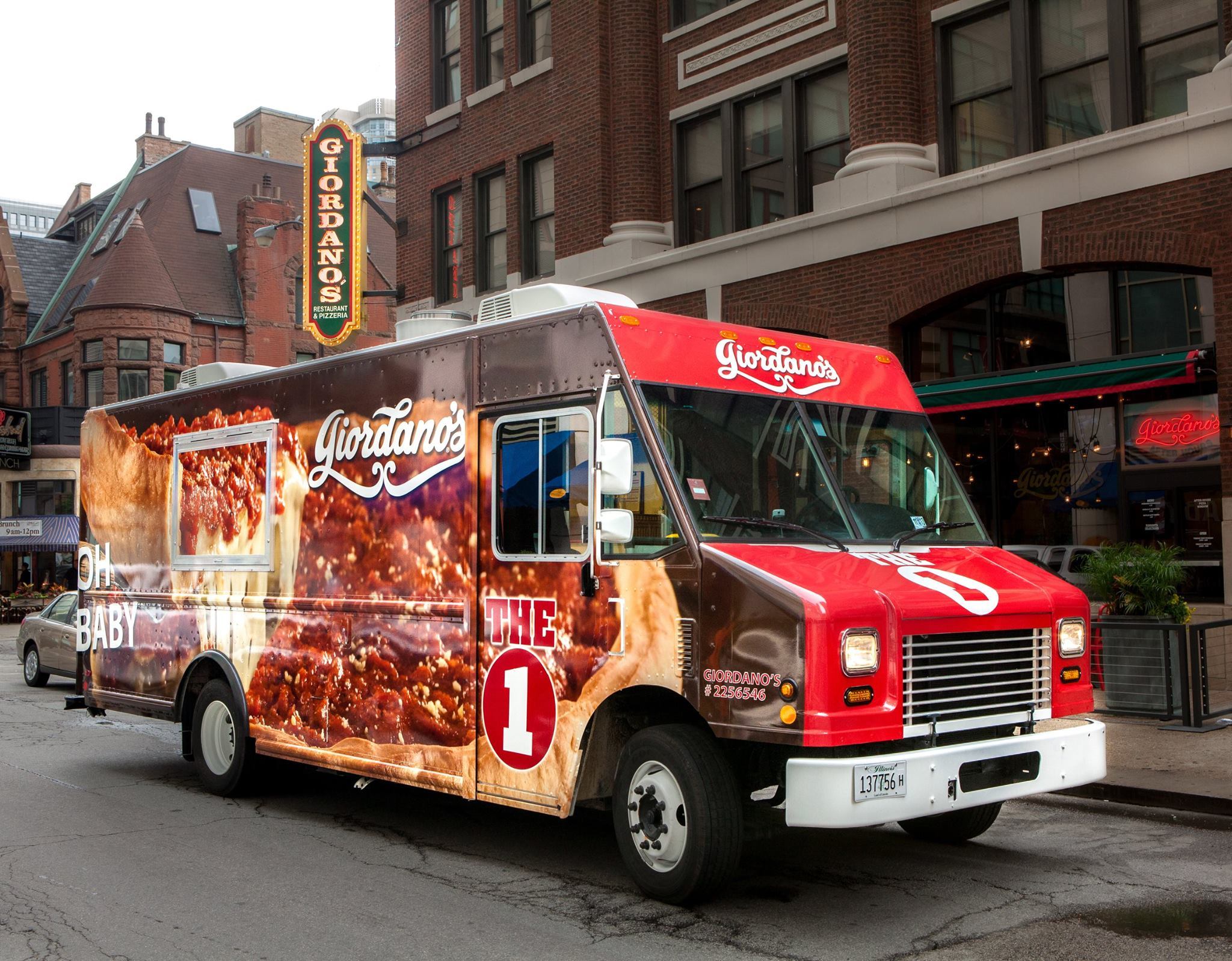 Guide to Chicago food trucks with locations and Twitter