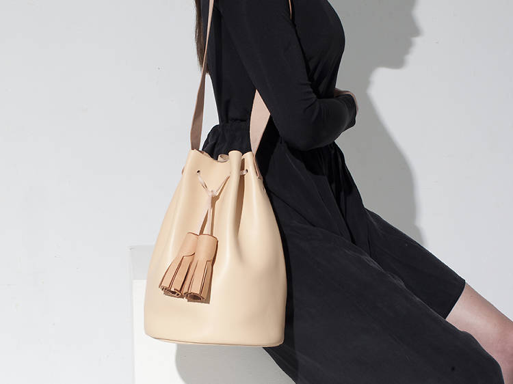 Bucket bag