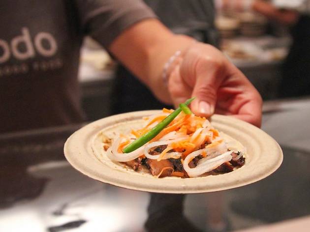 Bahn mi chicken tacos from Komodo at The Taste 2015