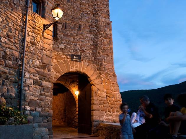 Súria Poble Vell portal de Cardona Súria Poble Vell portal de Cardona