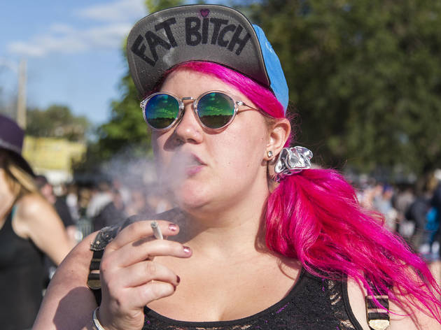 Attendees showed up sporting denim, leather and more great festival fashion at Riot Fest 2015.