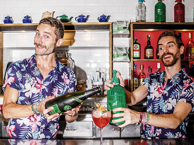 El bar de moda del emblemático barrio del Raval, en el corazón de Barcelona.