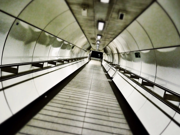Nine sneaky tube shortcuts that only Londoners know Nine sneaky tube shortcuts that only Londoners know