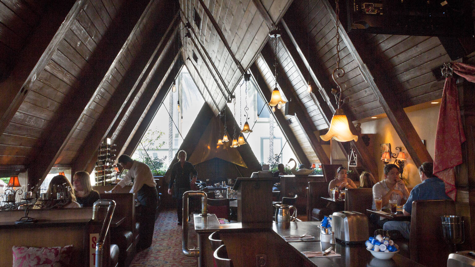 Foxy's Restaurant Restaurants in Glendale, Los Angeles