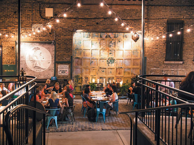 A Complete Guide To The West Loop Neighborhood Explore The West Loop With Our Guide To Neighborhood S Best Restaurants Bars And Things Do