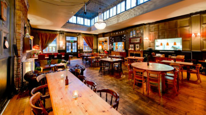 Stapleton's Bar Stapleton Tavern | Bars and pubs in Finsbury Park, London