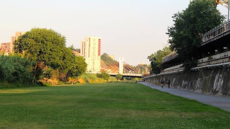 Parque Fluvial del Besòs - Ciclismo