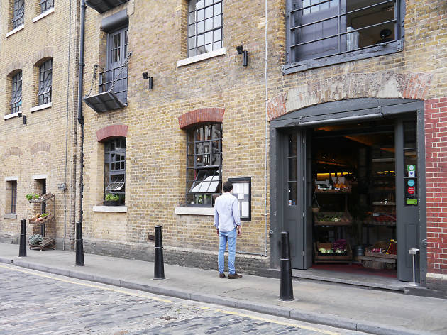 Wapping area guide Wapping